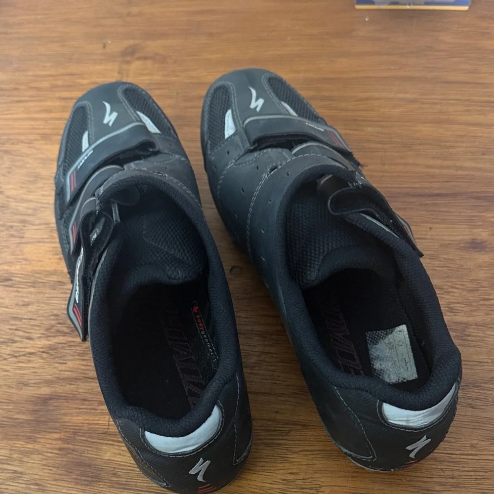 Specialized Black and Gray Athletic Shoes - Picture 9 of 15